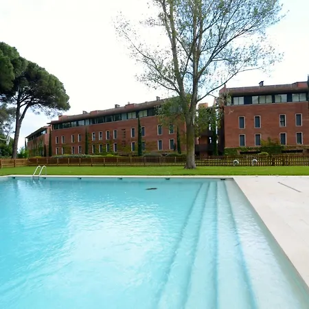 Ferienhaus On Golf Course Near Sandy Gualta